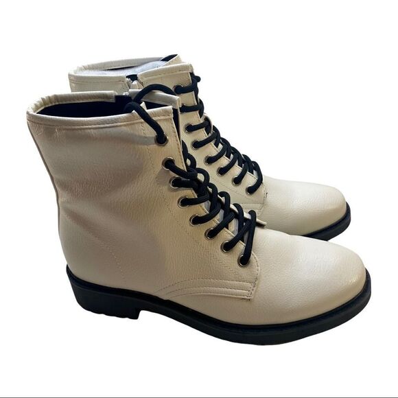 ESPRIT Off White Shelby Lace Up Boots in ladies size 8M. Gorgeous! - Picture 2 of 7